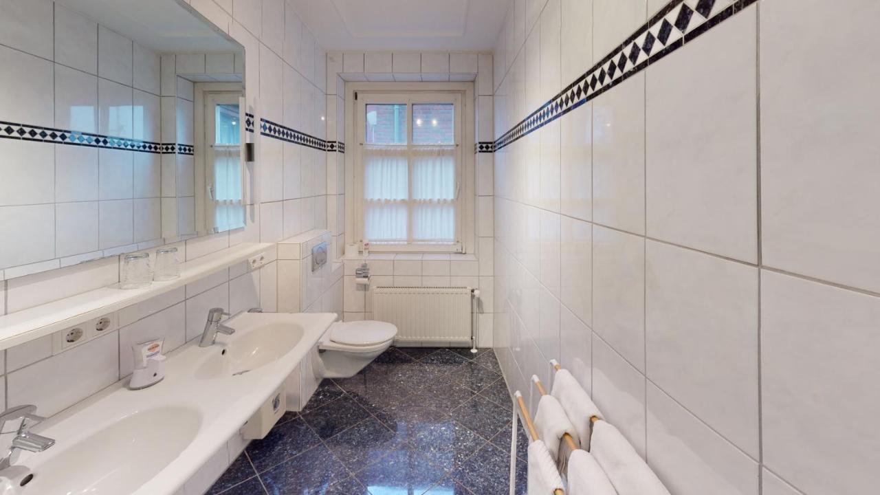 Hafenblick Appartement Leer Extérieur photo
